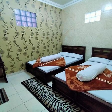 Villa Neza Sarangan Exteriér fotografie